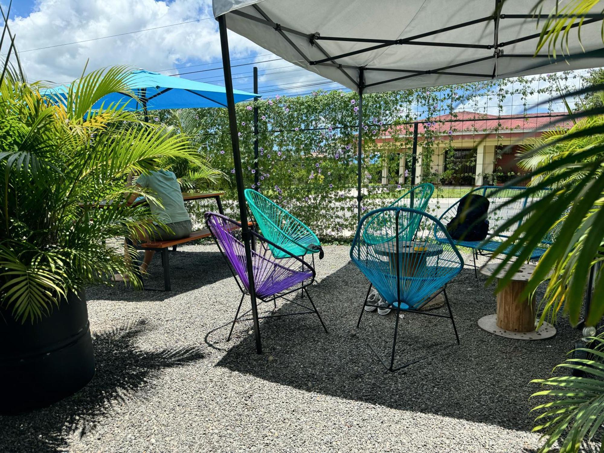 Pura Vibra Hostel La Fortuna Exterior foto